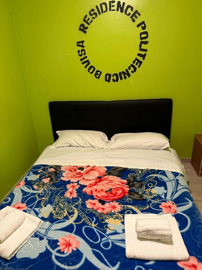 布维萨都灵理工大学公寓式酒店 米兰 外观 照片